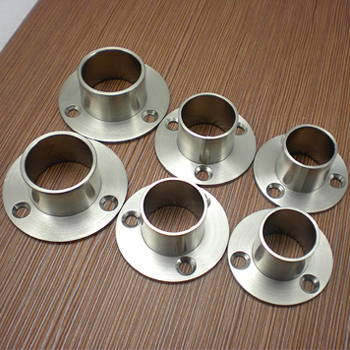 Duplex stainless steel flanges
